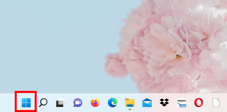 Nhấn chọn biểu tượng tìm kiếm hoặc nút Start trên màn hình máy tính Windows 11