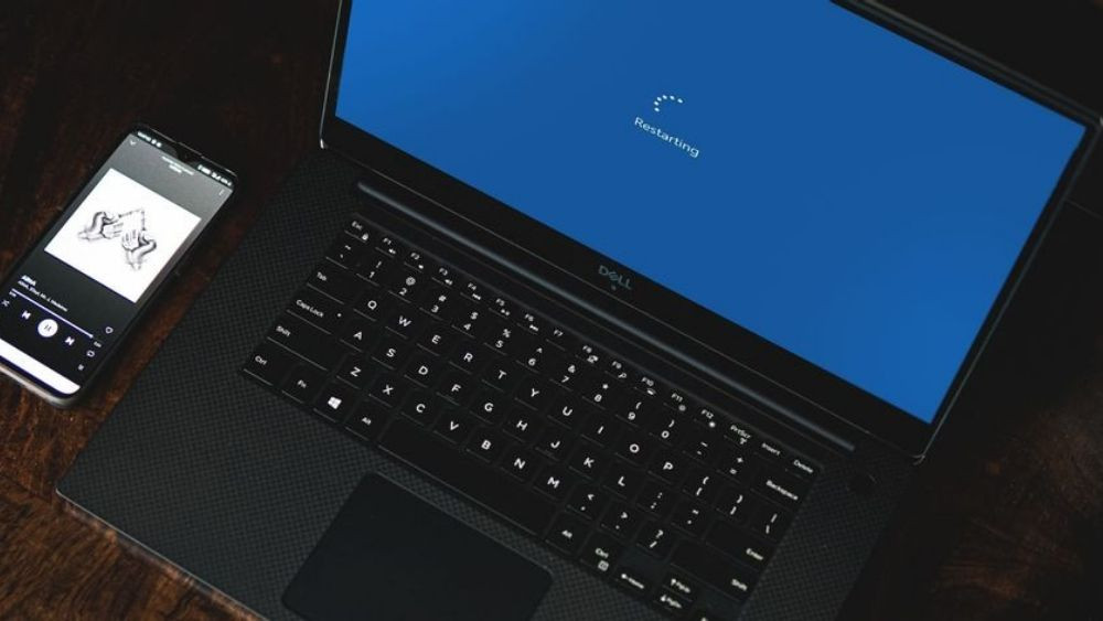 Thử khởi động lại máy tính để sửa lỗi âm thanh