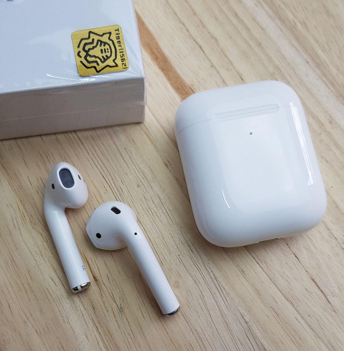 AirPods 2 Hổ Vằn