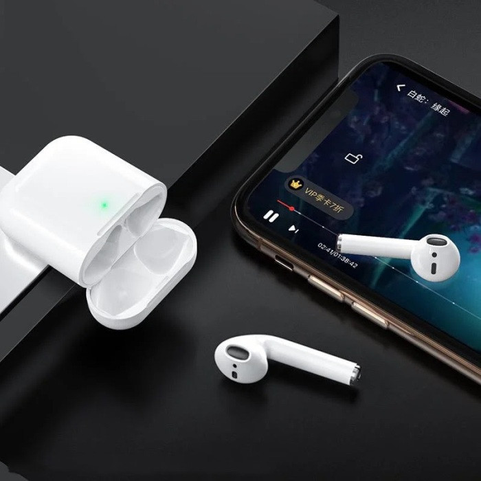 Pin sử dụng lâu 3.5h liên tục + khả năng sạc không dây hiện đại