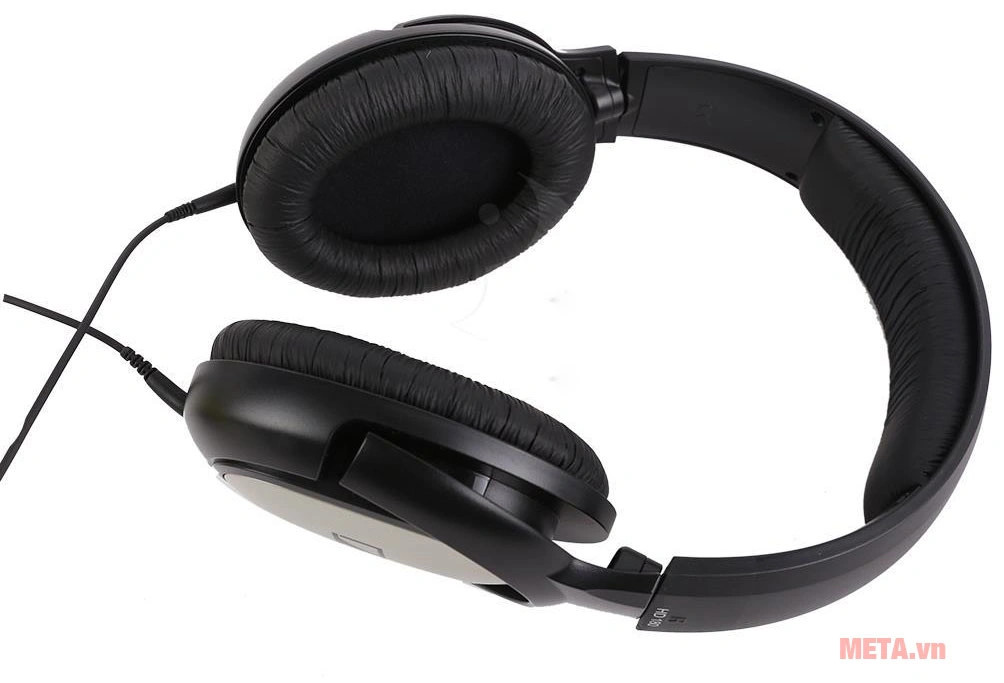 Thiết kế đệm chụp tai êm ái của Sennheiser HD 180