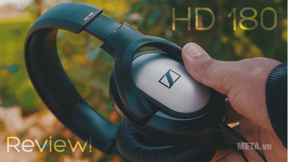 Tai nghe Sennheiser HD 180 có khối lượng cực nhẹ, lý tưởng cho di chuyển