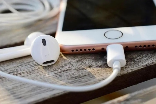 Ưu điểm ấn tượng của dòng tai nghe có dây