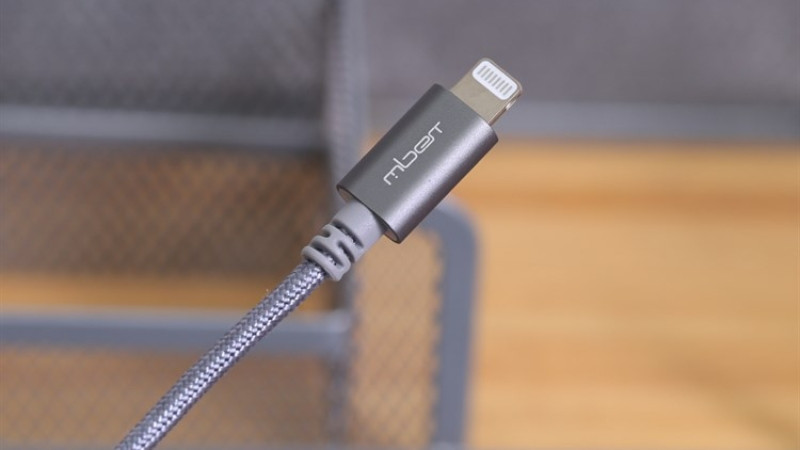 Cáp Lightning: Hành Trình Từ Chuẩn Độc Quyền Đến Kỷ Nguyên USB-C
