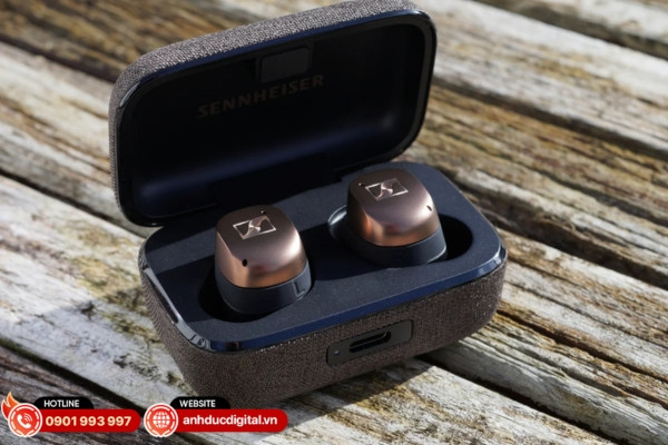Tai nghe Sennheiser Momentum True Wireless 4 màu đen với chất âm chi tiết và tự nhiên