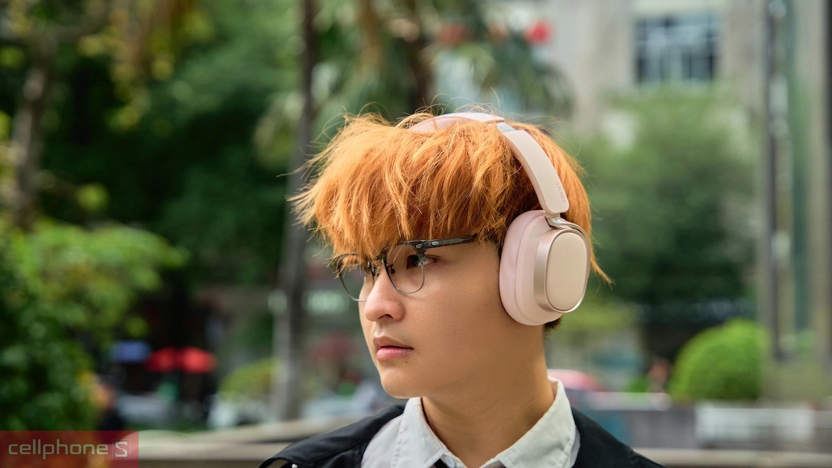 Công nghệ lọc ồn chủ động giúp giảm tiếng ồn xung quanh khi đàm thoại