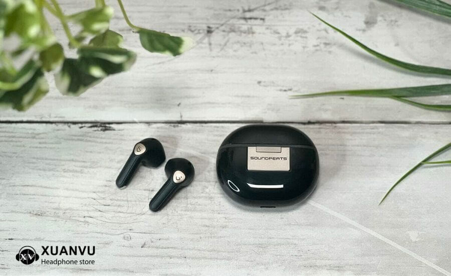 Soundpeats Air3 Deluxe HS với thiết kế bóng bẩy và độ hoàn thiện cao