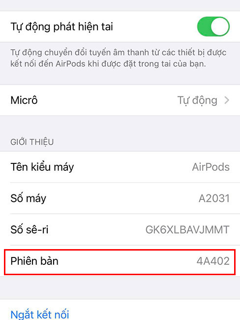 So sánh số Version của AirPods Hổ Vằn (trái) và tai nghe không phải Hổ Vằn (phải)