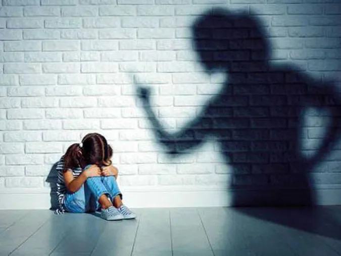 Con cái cần sự yêu thương và định hướng đúng đắn để trưởng thành