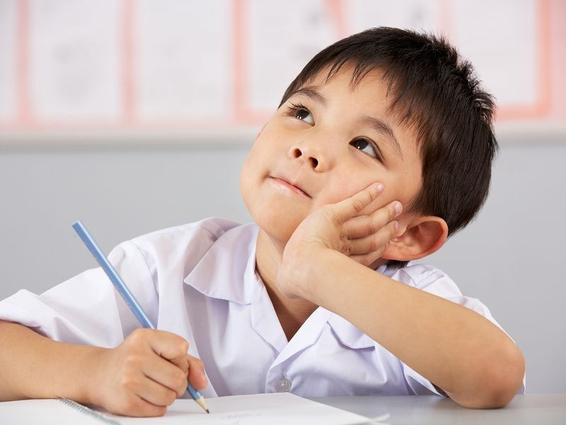 Trẻ khi học dấu lớn dấu bé dấu bằng thường gặp nhiều khó khăn