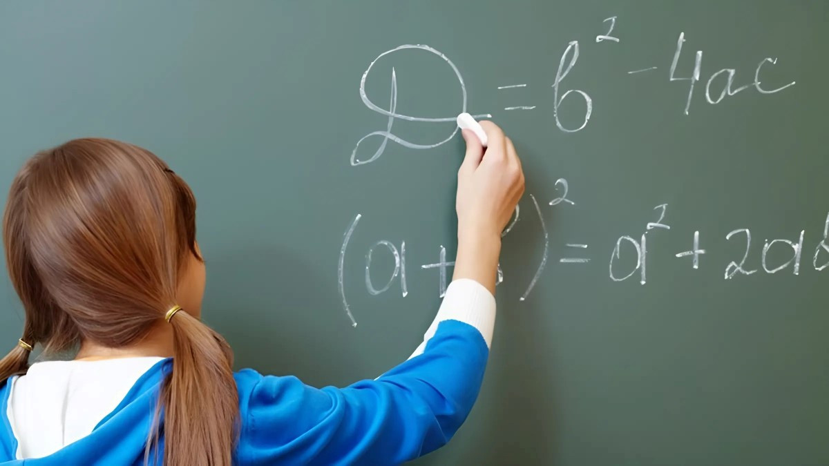 Nắm Vững Công Thức Delta & Delta Phẩy: Chìa Khóa Vàng Giải Phương Trình Bậc Hai